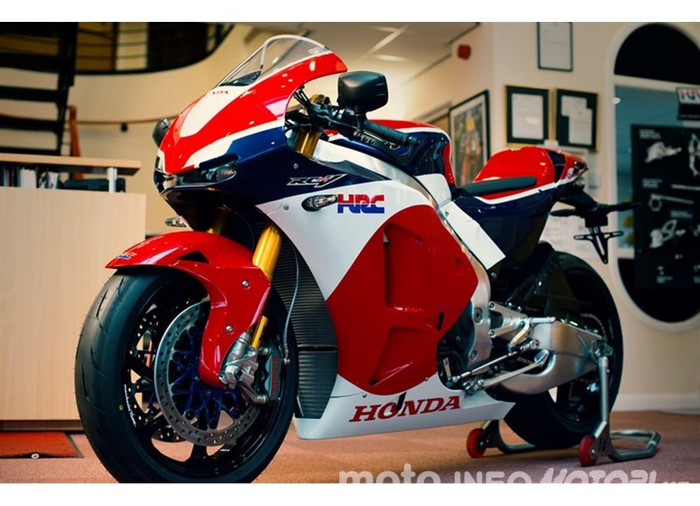 Honda RC213V­S: la prima è stata consegnata in Gran Bretagna - Foto 6 di 9