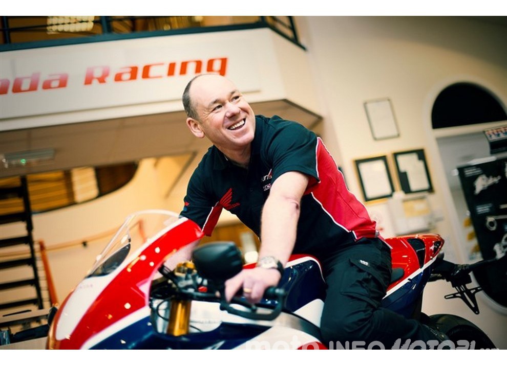 Honda RC213V­S: la prima è stata consegnata in Gran Bretagna - Foto 7 di 9