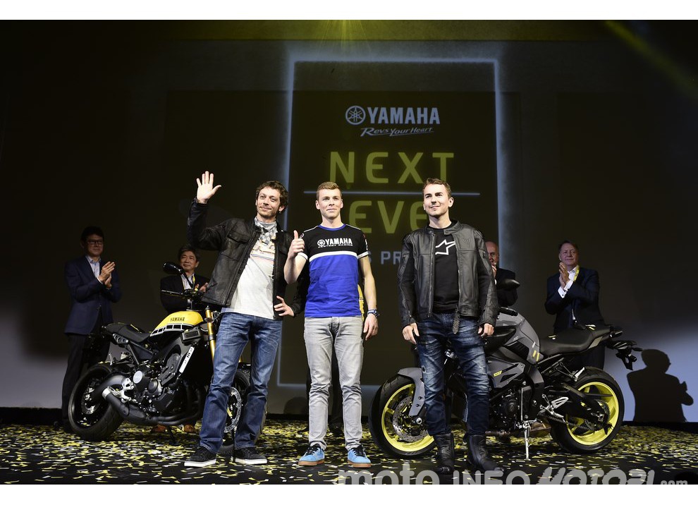 I veleni della MotoGP arrivano ad EICMA 2015 - Foto 3 di 11