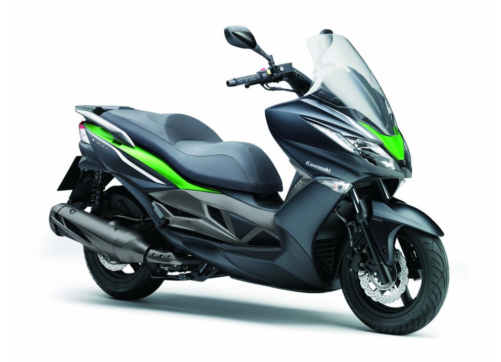 Kawasaki J300 il primo scooter della storia Kawasaki in offerta