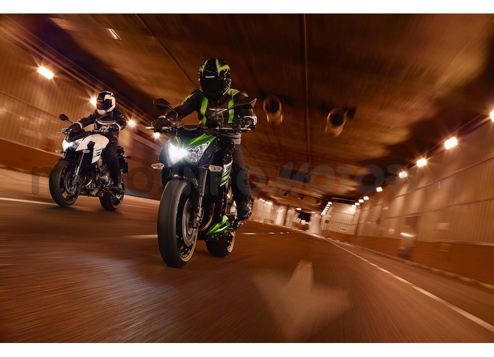 Kawasaki, promozioni per le naked ER-6n, Z800e e Z800