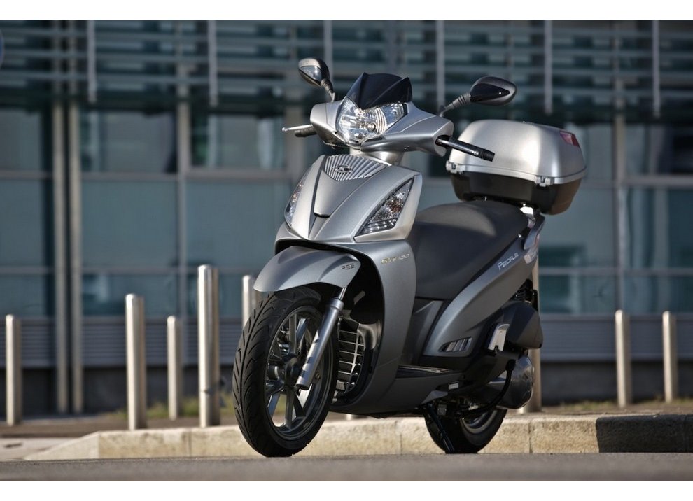 Kymco: People GTi MY 2015, anche con ABS