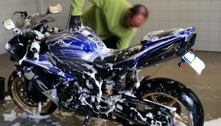 Lavaggio moto, gli errori da evitare - Foto 1 di 7