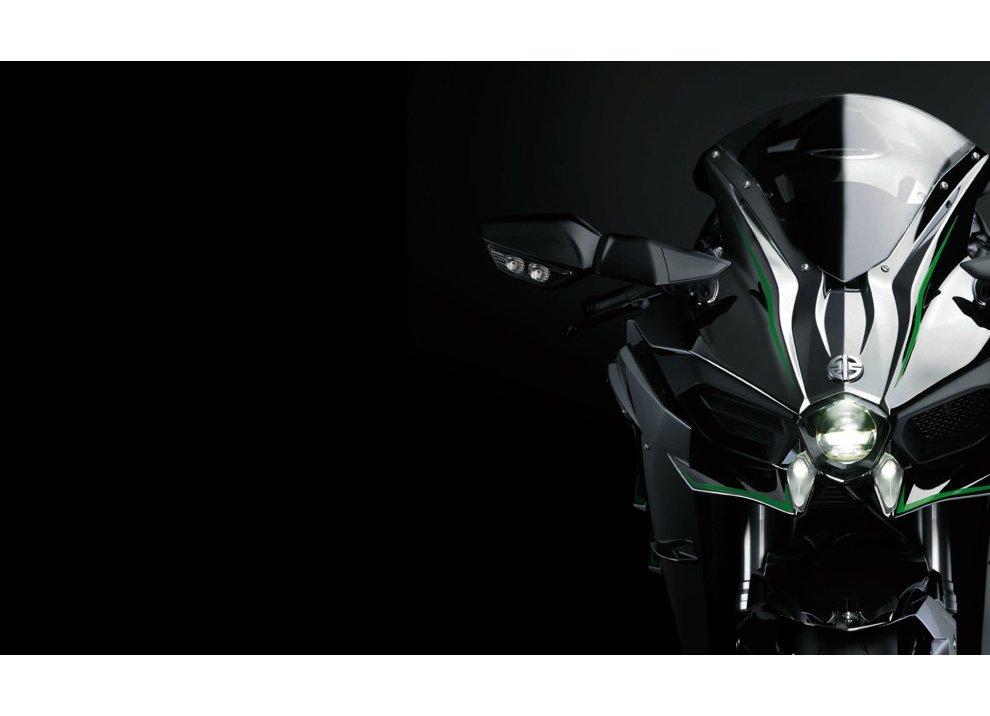 Le Kawasaki Ninja H2R e Ninja H2 arrivano in listino