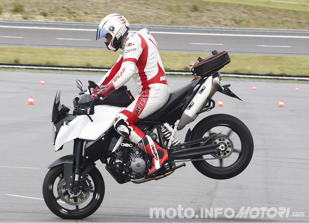 Moto e Scooter: cosa cambia nel 2016 con l’Euro4 - Foto 11 di 12