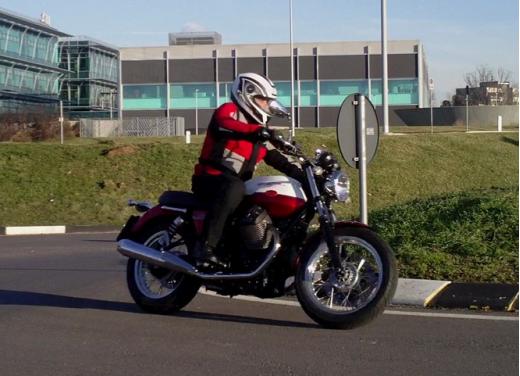 Moto Guzzi V7 Special: prova su strada