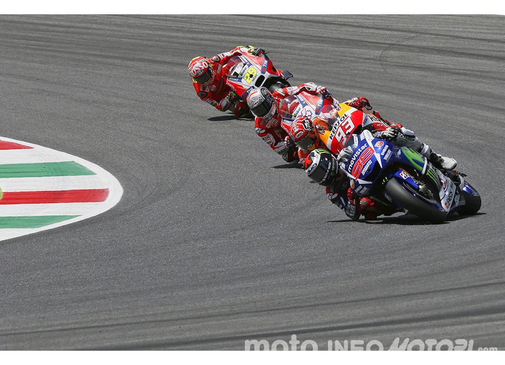 MotoGP, la gioia per la caduta di Marc Marquez - Foto 6 di 61