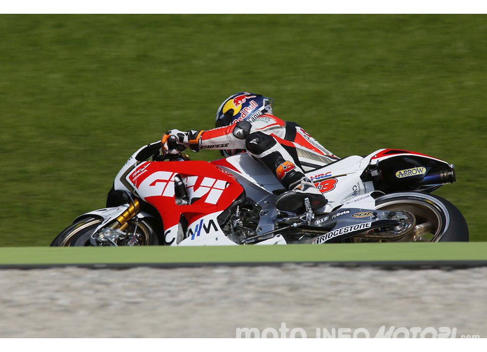 MotoGP, la gioia per la caduta di Marc Marquez - Foto 38 di 61