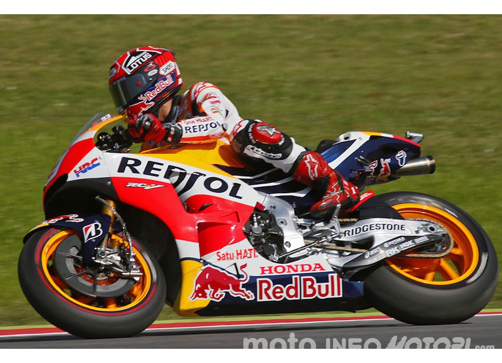 MotoGP, la gioia per la caduta di Marc Marquez - Foto 44 di 61