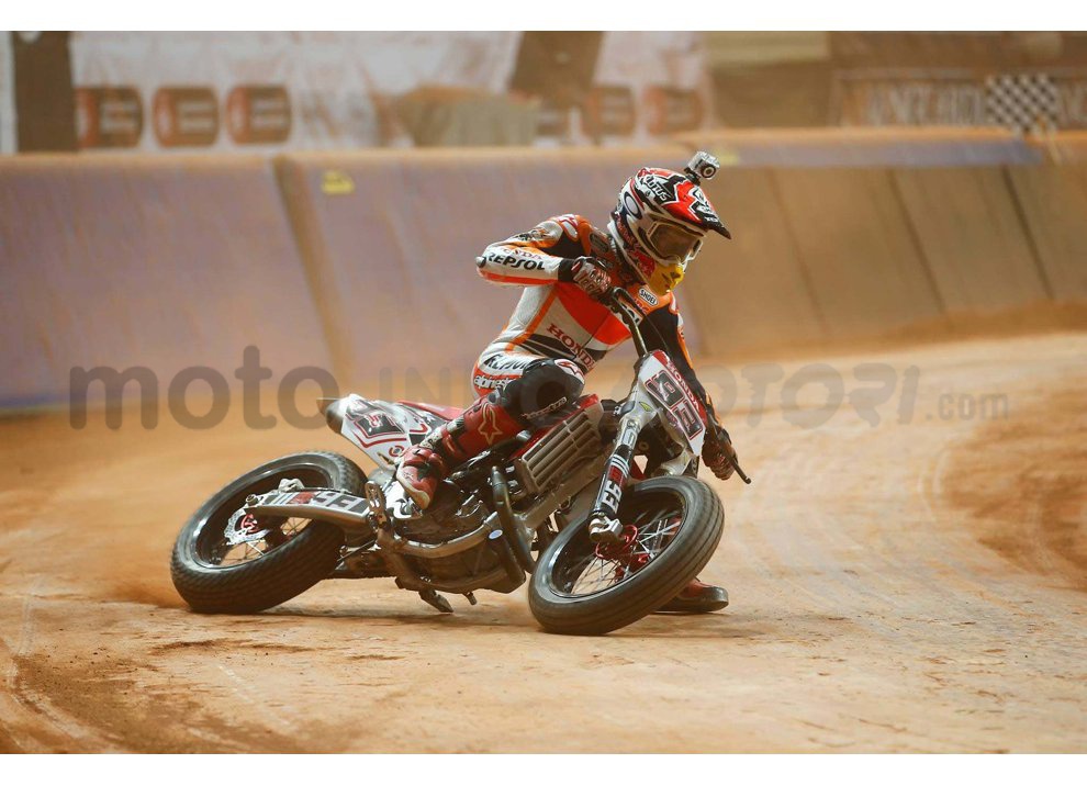 MotoGP: Marc Marquez si rompe un dito in allenamento, Jerez in forse - Foto 3 di 13