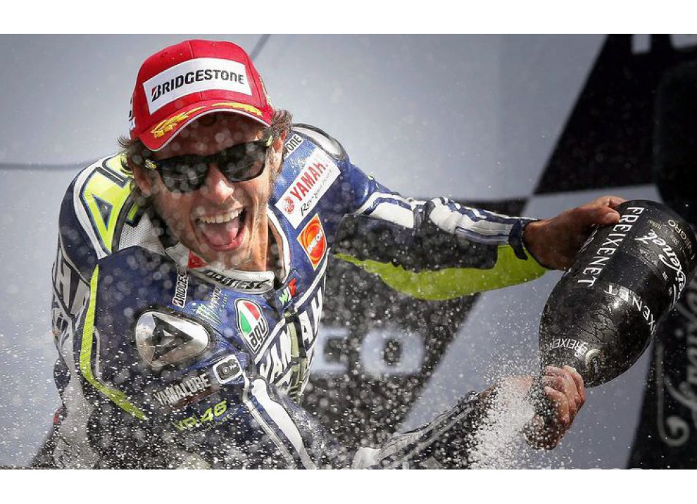 MotoGP, Valentino Rossi su Silverstone: non vincevo sul bagnato da 10 anni!
