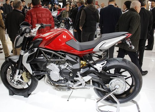 MV Agusta Brutale 800