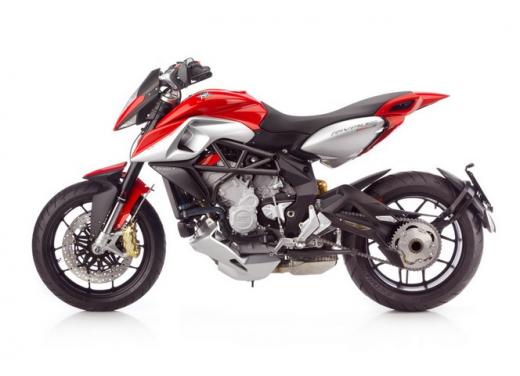 MV Agusta Rivale 800 il via alla produzione