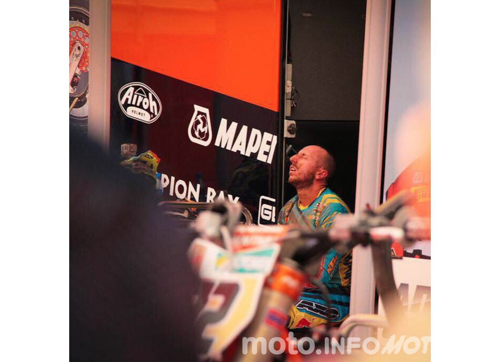 MXGP, Tony Cairoli costretto a mollare per due GP
