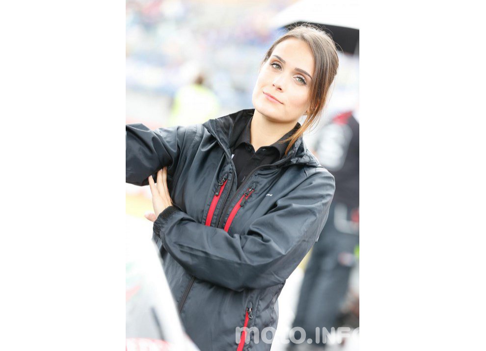 Ombrelline Motegi 2015, le foto più belle delle Grid Girls - Foto 10 di 29