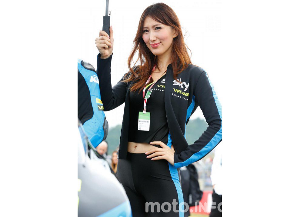 Ombrelline Motegi 2015, le foto più belle delle Grid Girls - Foto 20 di 29