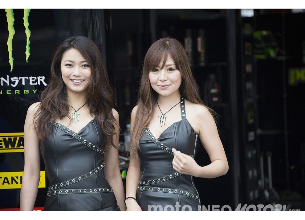 Ombrelline Motegi 2015, le foto più belle delle Grid Girls - Foto 21 di 29