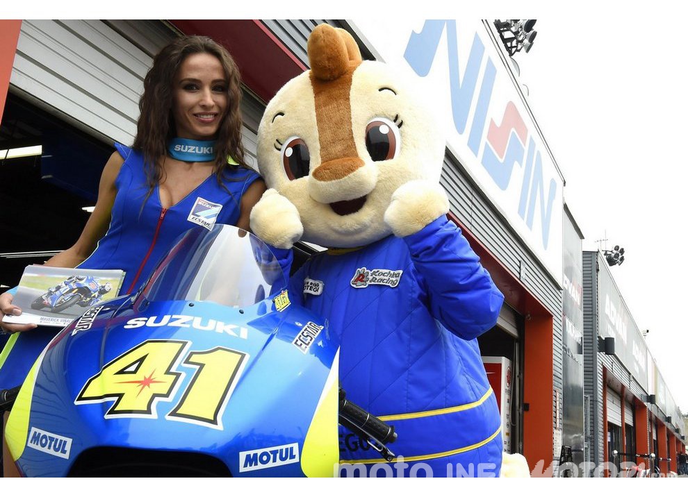 Ombrelline Motegi 2015, le foto più belle delle Grid Girls - Foto 7 di 29