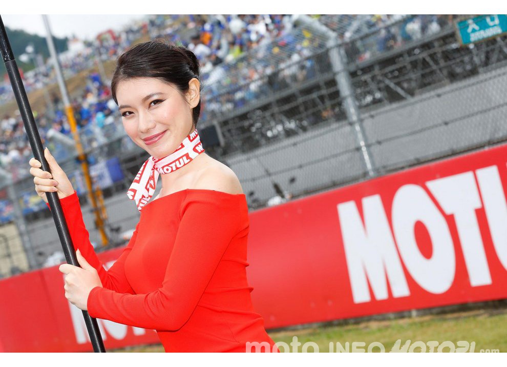 Ombrelline Motegi 2015, le foto più belle delle Grid Girls - Foto 29 di 29