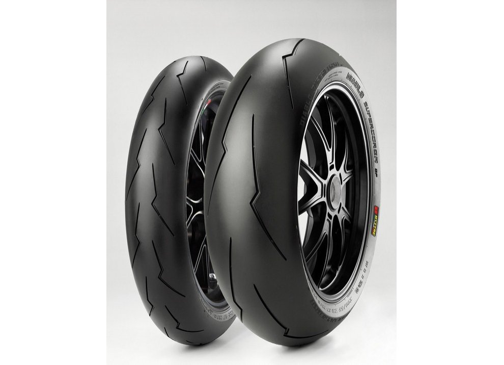 Pirelli Diablo Supercorsa SP di serie sulle nuove Panigale - Foto 4 di 6