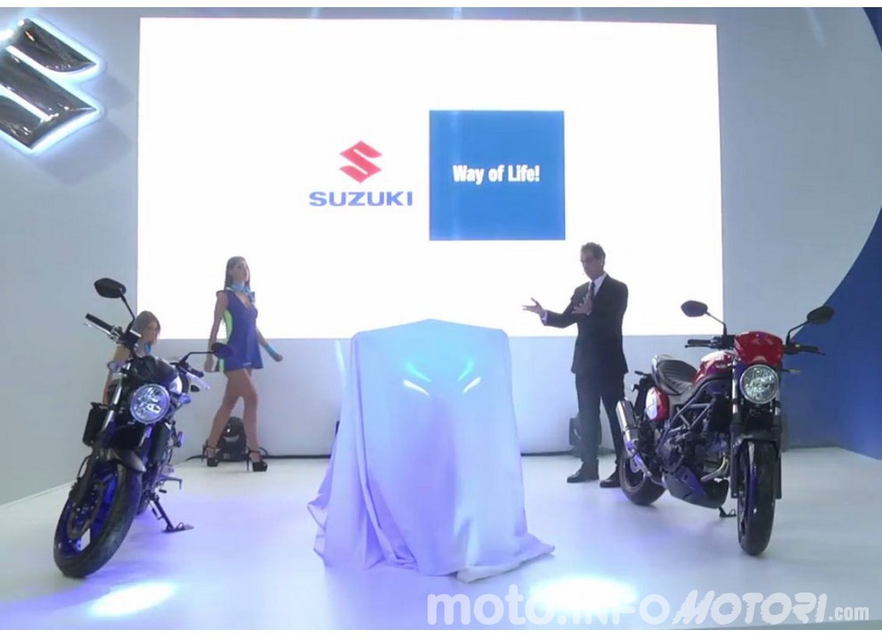 Suzuki ad EICMA 2015: in diretta dalla World Première di Milano - Foto 6 di 20