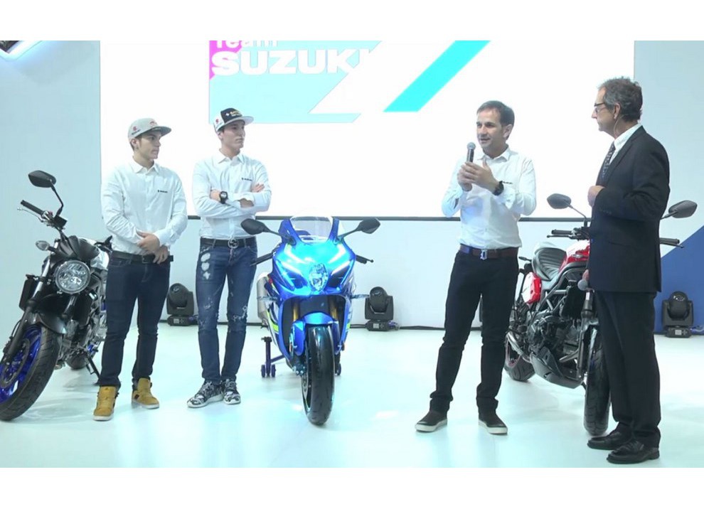Suzuki ad EICMA 2015: in diretta dalla World Première di Milano