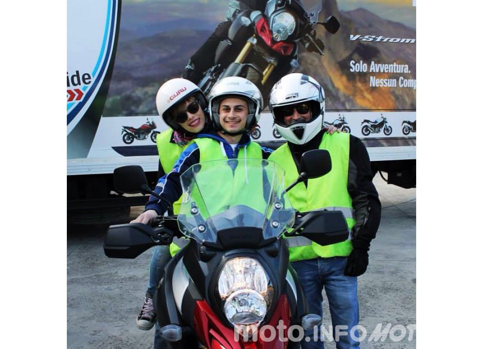 Suzuki, continuano i Demo Ride Tour dal Piemonte alla Sicilia - Foto 2 di 11