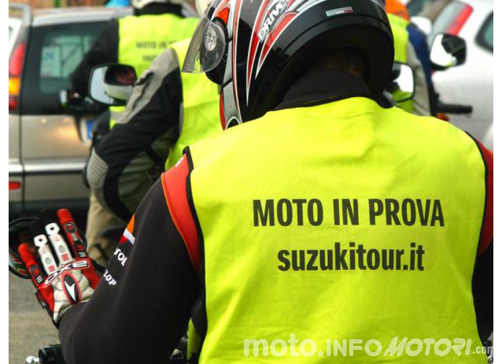 Suzuki, continuano i Demo Ride Tour dal Piemonte alla Sicilia - Foto 3 di 11