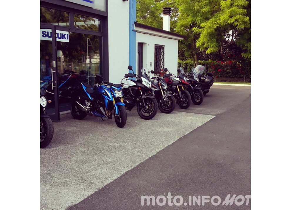 Suzuki, continuano i Demo Ride Tour dal Piemonte alla Sicilia - Foto 4 di 11