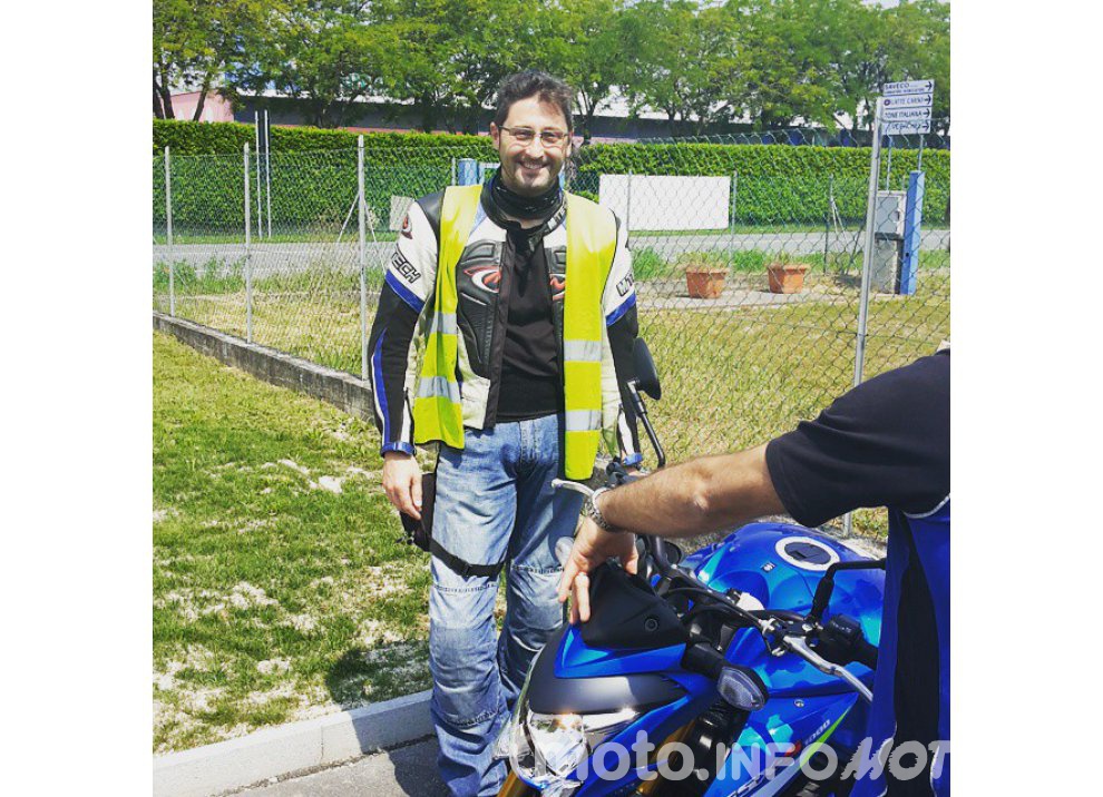 Suzuki, continuano i Demo Ride Tour dal Piemonte alla Sicilia - Foto 5 di 11