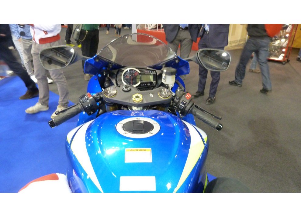 Suzuki propone l’offerta Decide il Cliente per pagare dopo sei mesi - Foto 17 di 40