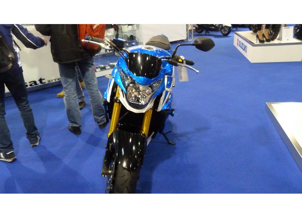 Suzuki propone l’offerta Decide il Cliente per pagare dopo sei mesi - Foto 29 di 40