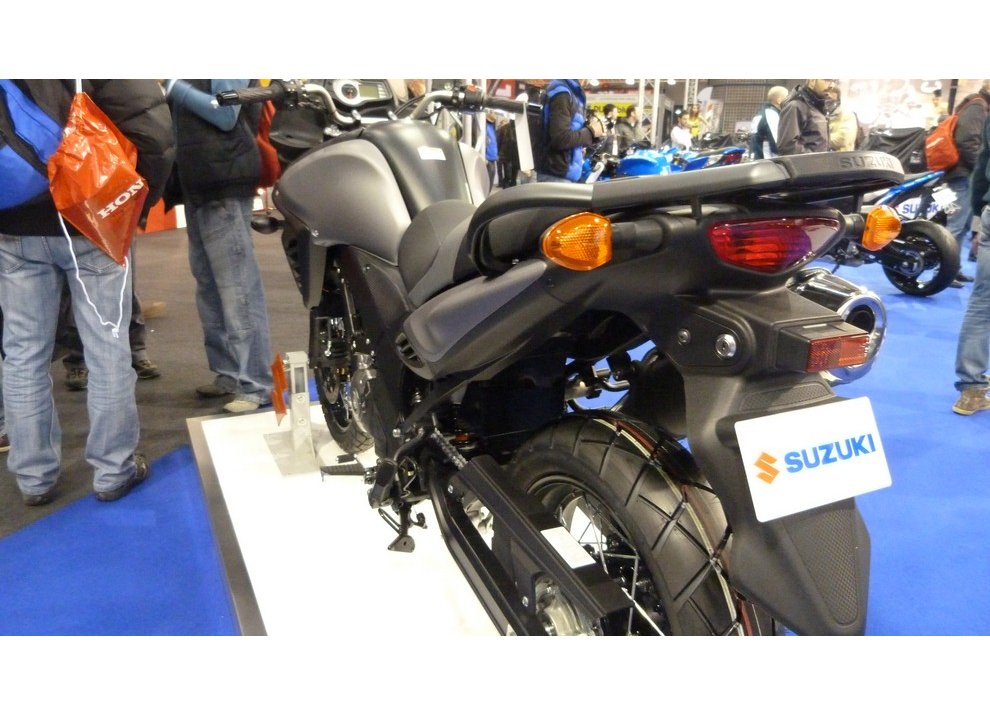 Suzuki propone l’offerta Decide il Cliente per pagare dopo sei mesi - Foto 31 di 40