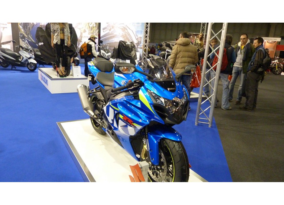 Suzuki propone l’offerta Decide il Cliente per pagare dopo sei mesi - Foto 32 di 40