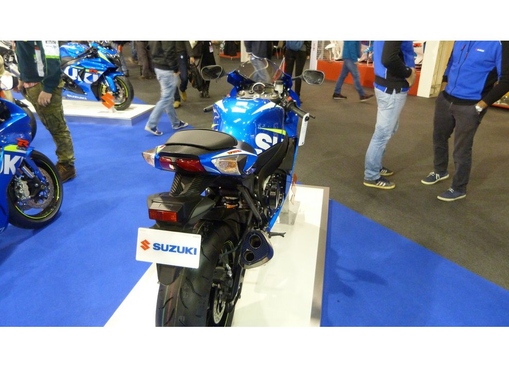 Suzuki propone l’offerta Decide il Cliente per pagare dopo sei mesi - Foto 36 di 40