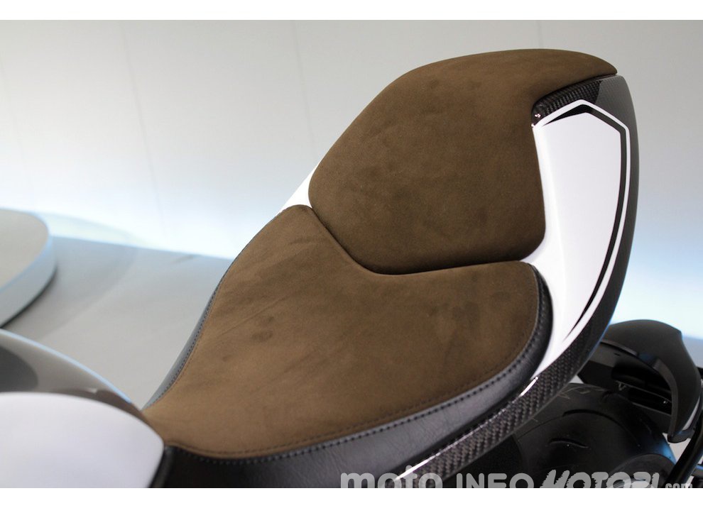 Suzuki Recursion Turbo pronto per EICMA 2015, ci sarà? - Foto 8 di 17