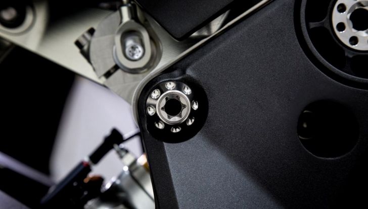 T12 Massimo: il sogno di Tamburini da 230CV e 150Kg - Foto 18 di 23