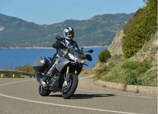 Aprilia Caponord 1200 Travel Pack, prova su strada della turistica dall’indole sportiva