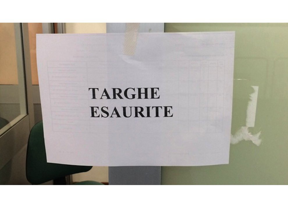 UNASCA, Emergenza targhe per le moto già comprate 