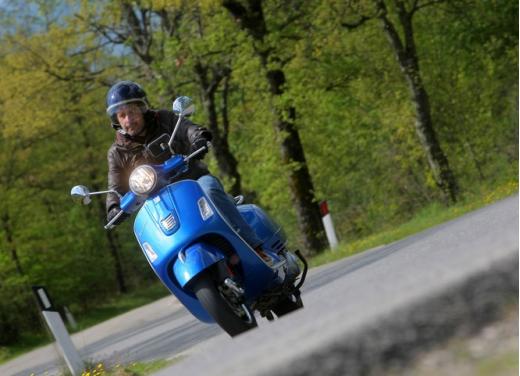 Vespa GTS 300 test ride