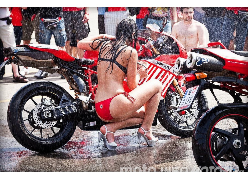 WDW 2016: Dall’1 al 3 luglio, i Ducatisti a Misano per la festa di Borgo Panigale - Foto 2 di 28