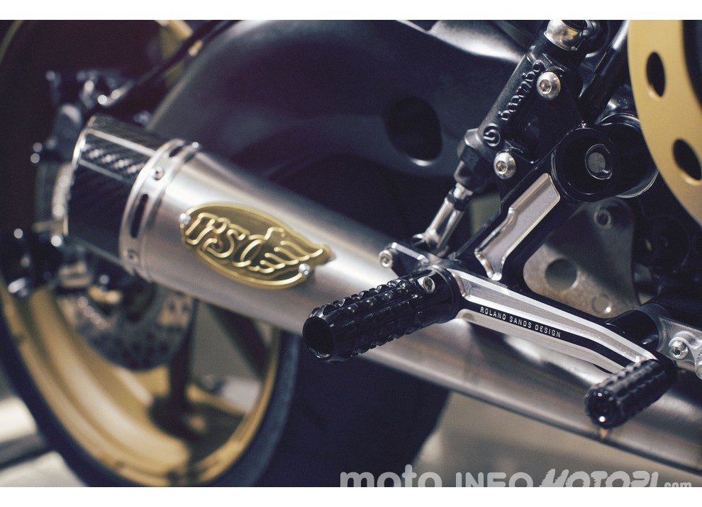 Yamaha Faster Wasp 2016: ad EICMA 2015 inizia lo spettacolo - Foto 12 di 31