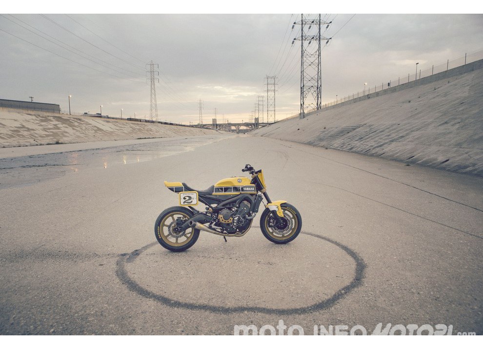 Yamaha Faster Wasp 2016: ad EICMA 2015 inizia lo spettacolo - Foto 27 di 31