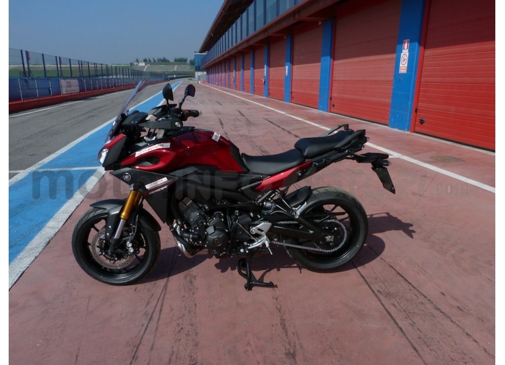 Yamaha MT-09 Tracer: Test Ride, Recensione e Prezzi