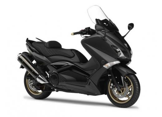 Yamaha T-Max, il maxiscooter si conferma al vertice delle vendite