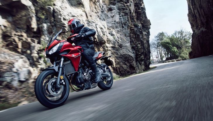 Yamaha MT e Sport Touring 2016: una serie di test-ride per provarle - Foto 3 di 13