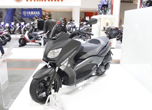 Yamaha X-Max 250 Momodesign