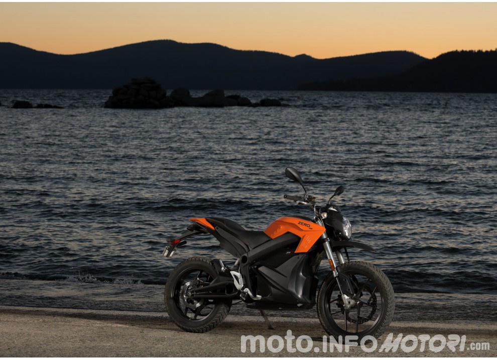 Zero Motorcycles, gamma 2016: le elettriche migliorano in prezzo ed autonomia - Foto 22 di 43