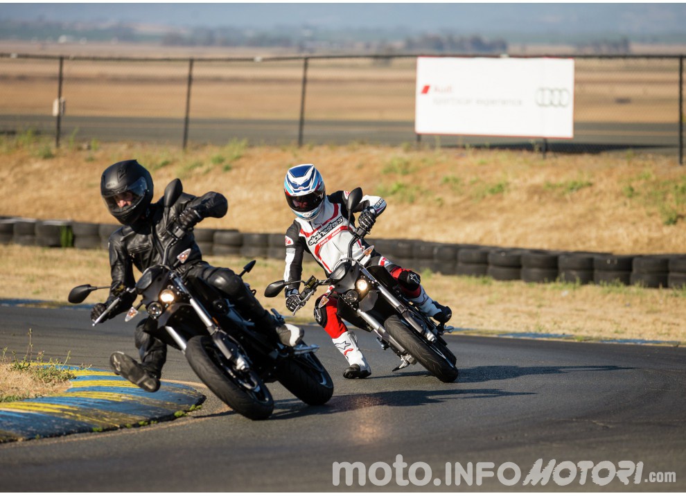 Zero Motorcycles, gamma 2016: le elettriche migliorano in prezzo ed autonomia - Foto 35 di 43