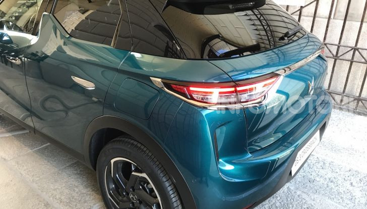 DS 3 Crossback 2019, il SUV di lusso urbano anche elettrico - Foto 3 di 29